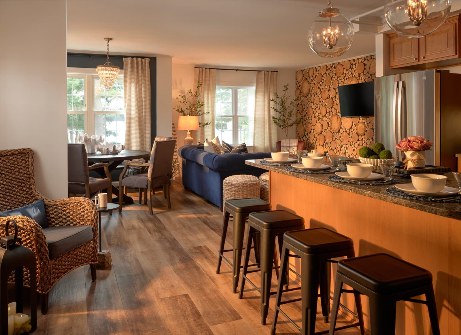 Deer Isle Dining Room Design (Credit: Chris Giannelli)