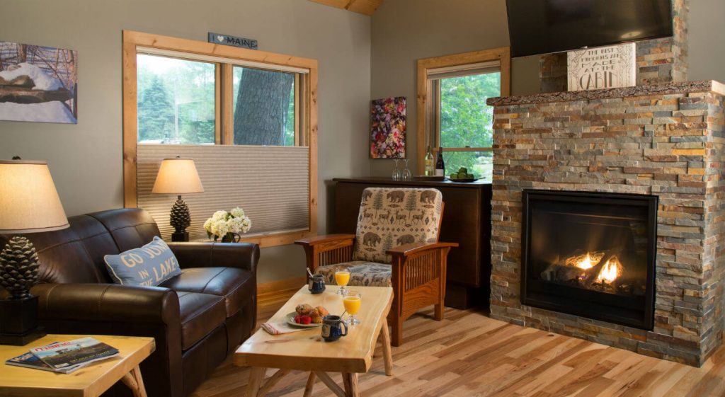 Top-Rated Maine B&B | Premium Guest Rooms With Luxurious Amenities