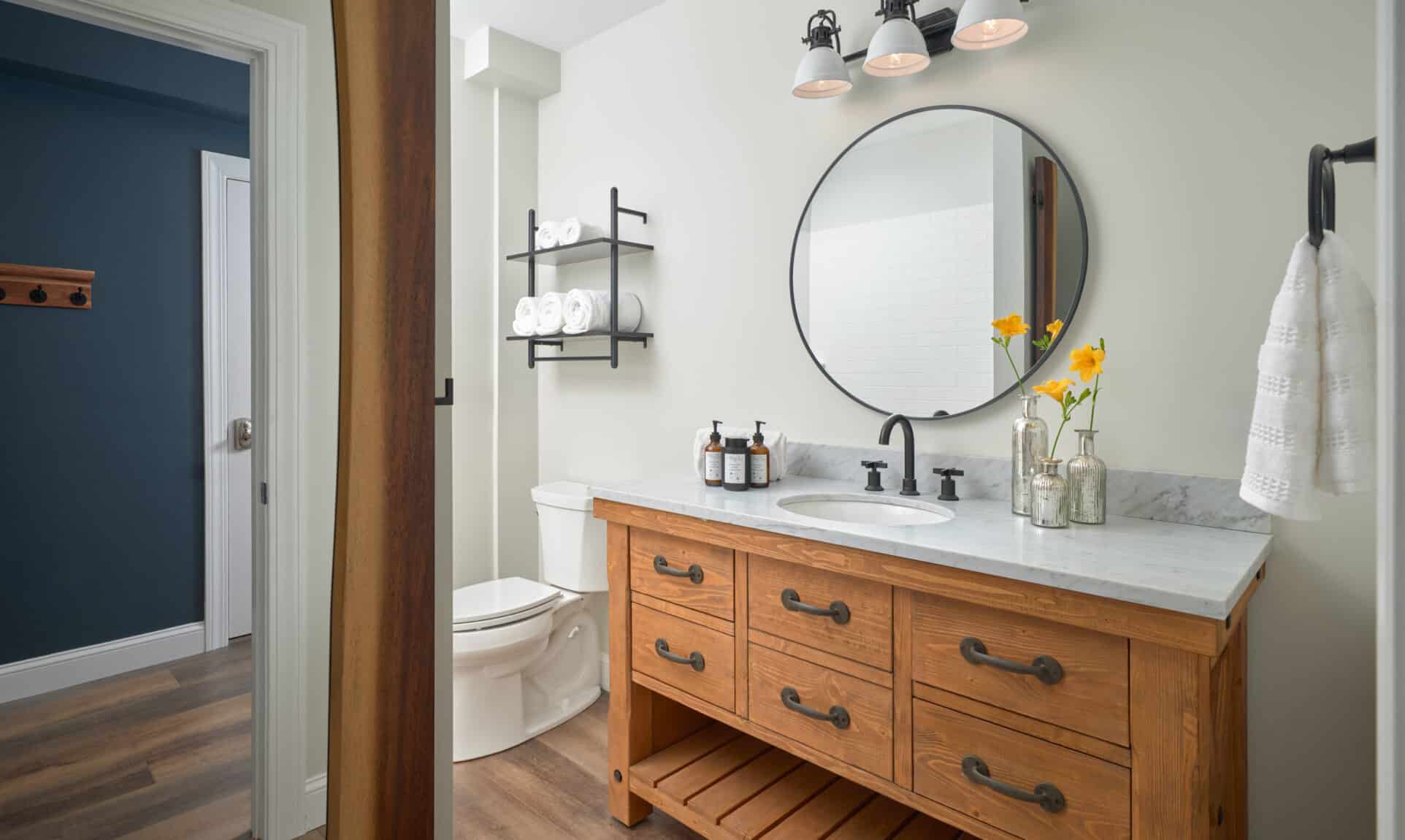 Bathroom entrance and vanity